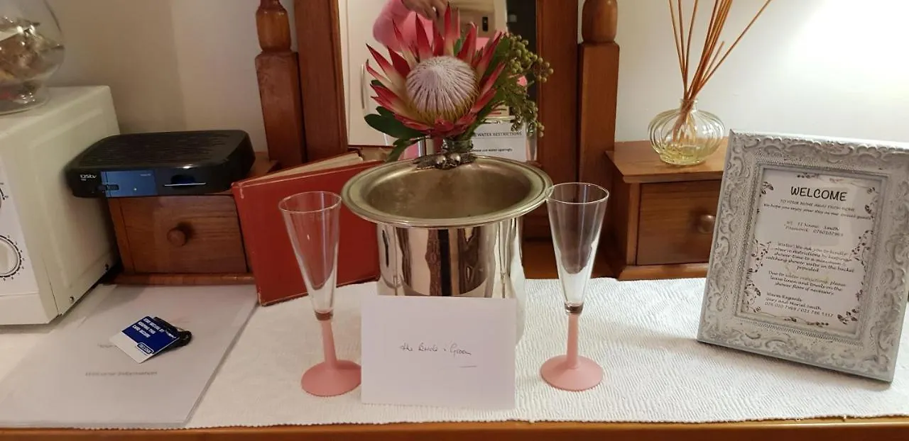 Papillon Guest Suite Simonʼs Town